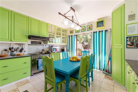 House Unavailable in Signal Hill, Plettenberg Bay, Western Cape - M127110