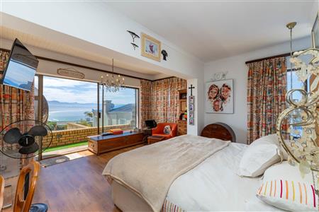 House Unavailable in Signal Hill, Plettenberg Bay, Western Cape - M127110