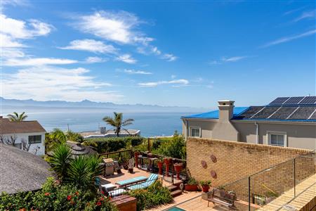 House Unavailable in Signal Hill, Plettenberg Bay, Western Cape - M127110