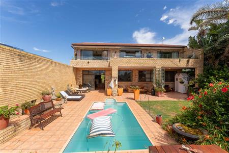 House Unavailable in Signal Hill, Plettenberg Bay, Western Cape - M127110