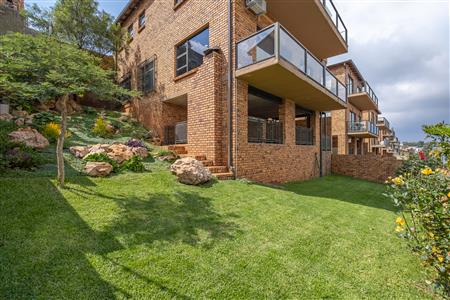 House For Sale in Noordheuwel, Krugersdorp, Gauteng - M127118