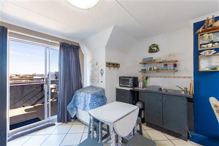 Apartment For Sale in Whispering Pines, Gordons Bay Central, Gordons Bay, Western Cape - M127140