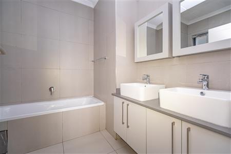 Apartment Unavailable in Carlswald, Midrand, Gauteng - M127156