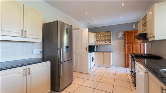 False - House For Sale in Uniepark, Stellenbosch, Western Cape - M127161