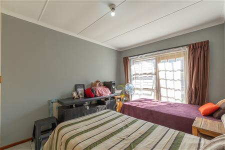 House For Sale in Denneoord, George, Western Cape - M127154