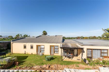 House For Sale in Denneoord, George, Western Cape - M127154