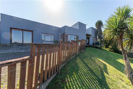 House For Sale in Denneoord, George, Western Cape - M127154