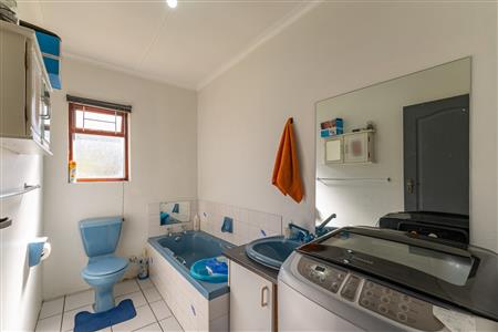 House For Sale in Denneoord, George, Western Cape - M127154
