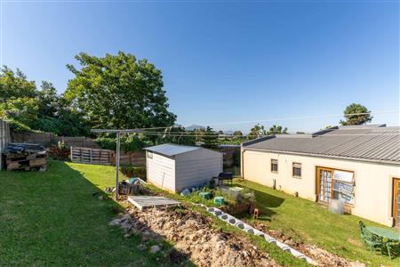 House For Sale in Denneoord, George, Western Cape - M127154