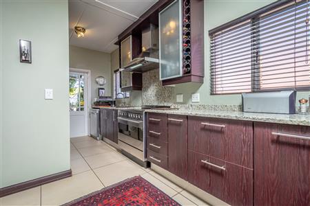 False - House For Sale in Fourways, Sandton, Gauteng - M123631