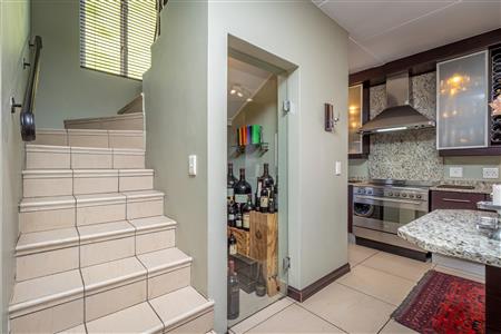 False - House For Sale in Fourways, Sandton, Gauteng - M123631