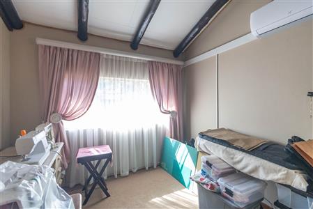 Townhouse For Sale in Sterpark, Polokwane, Limpopo - M127177