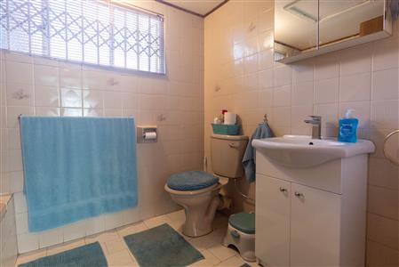 Townhouse For Sale in Sterpark, Polokwane, Limpopo - M127177