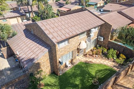 Townhouse For Sale in Sterpark, Polokwane, Limpopo - M127177