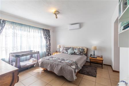 Townhouse For Sale in Sterpark, Polokwane, Limpopo - M127177