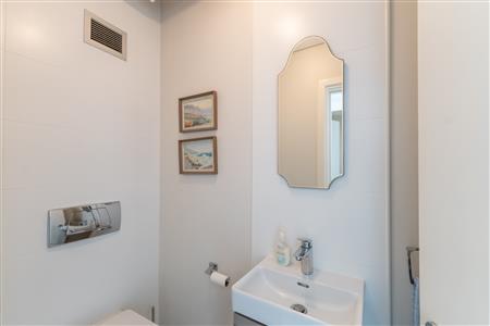 False - Apartment For Sale in Camps Bay, Cape Town, Western Cape - M126552