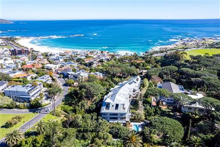 False - Apartment For Sale in Camps Bay, Cape Town, Western Cape - M126552