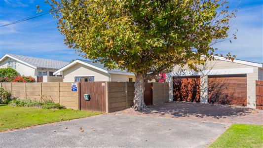 False - House For Sale in Zeekoevlei, Cape Town, Western Cape - M127085