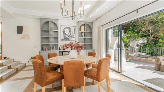 House For Sale in Lemoenkloof, Paarl, Western Cape - M127182