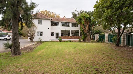 House For Sale in Haumannshof, Somerset West, Western Cape - M127184