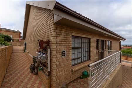 House Unavailable in Menkenkop, Mossel Bay, Western Cape - M127194