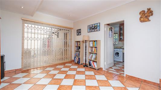 House For Sale in Randpark Ridge, Randburg, Gauteng - M127195