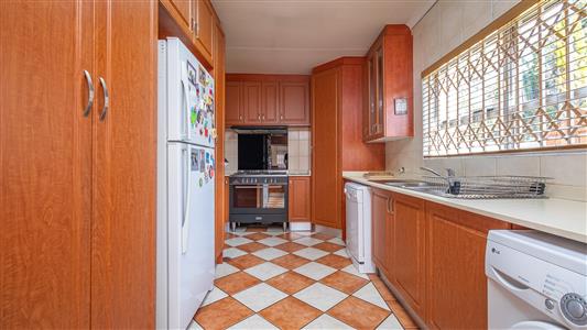 House For Sale in Randpark Ridge, Randburg, Gauteng - M127195