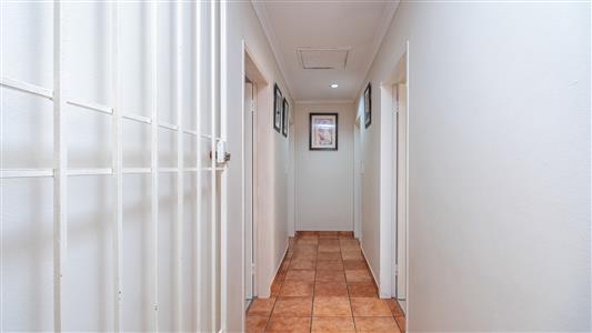 House For Sale in Randpark Ridge, Randburg, Gauteng - M127195