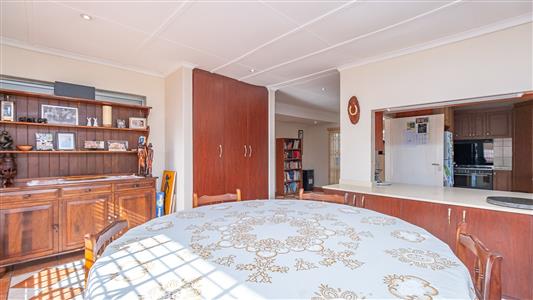 House For Sale in Randpark Ridge, Randburg, Gauteng - M127195