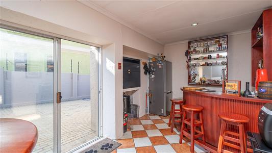 House For Sale in Randpark Ridge, Randburg, Gauteng - M127195