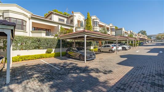 Apartment For Sale in Bryanston, Sandton, Gauteng - M127219