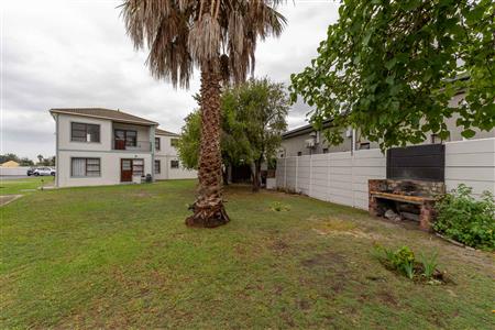Apartment Unavailable in Twin Palms, Strand, Western Cape - M127218