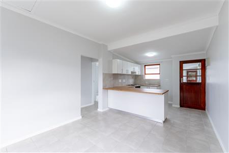 Apartment Unavailable in Twin Palms, Strand, Western Cape - M127218