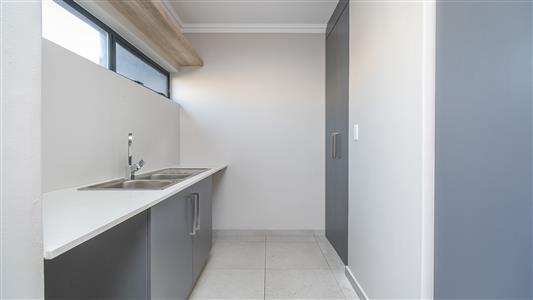 House For Sale in Midstream Meadows, Midstream Estate, Centurion, Gauteng - M127227