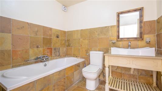 False - Townhouse For Sale in Northcliff, Randburg, Gauteng - M127235
