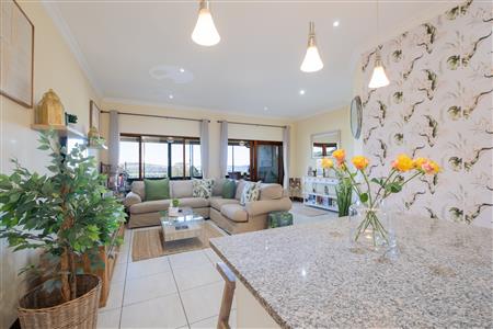 Townhouse For Sale in Howick Central, Howick, KwaZulu Natal - M127224