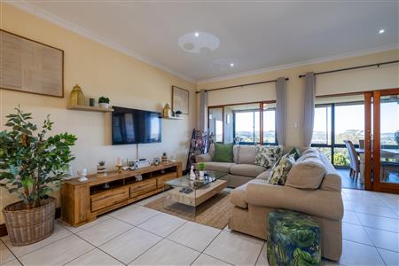Townhouse For Sale in Howick Central, Howick, KwaZulu Natal - M127224