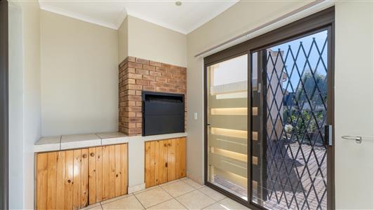 Townhouse For Sale in Blue Mountain Village, George, Western Cape - M127260