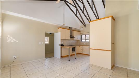 Townhouse For Sale in Blue Mountain Village, George, Western Cape - M127260