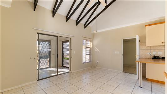 Townhouse For Sale in Blue Mountain Village, George, Western Cape - M127260