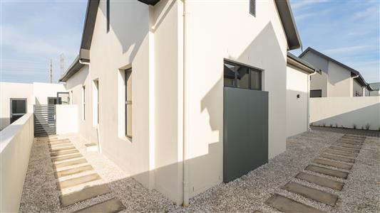 False - House For Sale in Sitari Country Estate, Somerset West, Western Cape - M127239