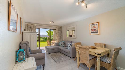 False - Apartment For Sale in Plettenberg Bay Central, Plettenberg Bay, Western Cape - M127256