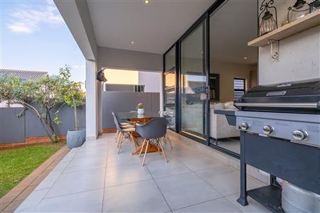 House For Sale in Pinehaven, Krugersdorp, Gauteng - M127251