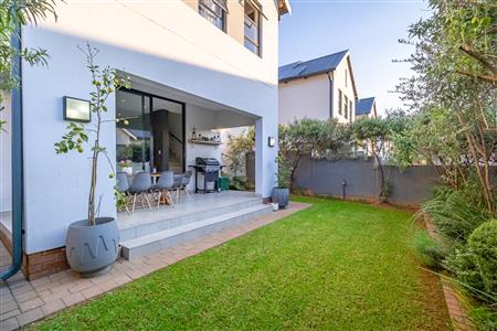 House For Sale in Pinehaven, Krugersdorp, Gauteng - M127251
