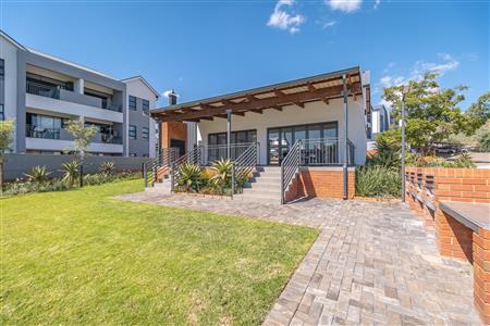 House For Sale in Pinehaven, Krugersdorp, Gauteng - M127251