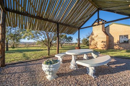 Farm For Sale in Sterkfontein Country Estates, Krugersdorp, Gauteng - M127255