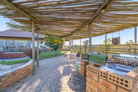 Farm For Sale in Sterkfontein Country Estates, Krugersdorp, Gauteng - M127255