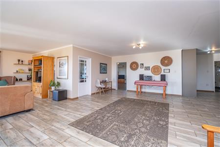 Farm For Sale in Sterkfontein Country Estates, Krugersdorp, Gauteng - M127255