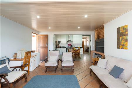 House For Sale in Churchill Estate, Parow, Western Cape - M127272