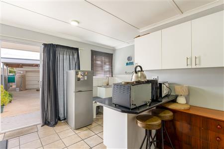 House For Sale in Churchill Estate, Parow, Western Cape - M127272